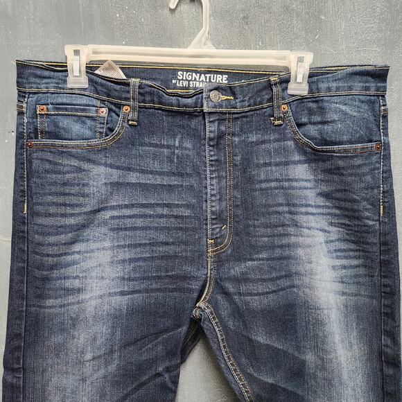 Signature Levi's Strauss S51 Straight Fit Blue Jeans 40 × 32 - Picture 2 of 7